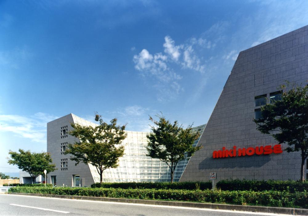 三起商行株式会社（ミキハウス）