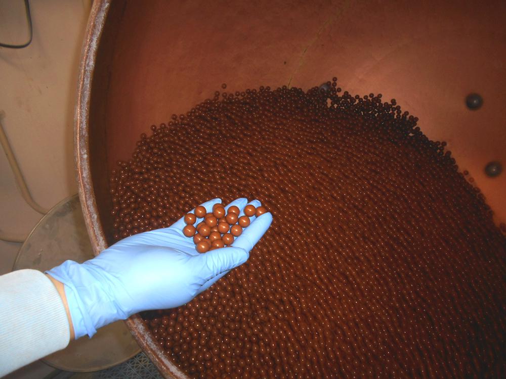 オールシーズンチョコ製造作業