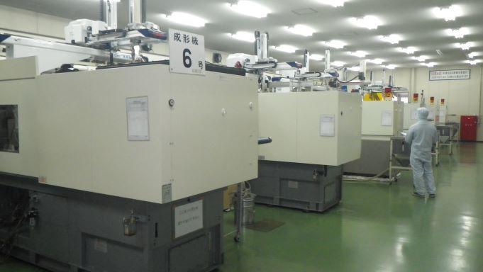 樹脂成型工程
