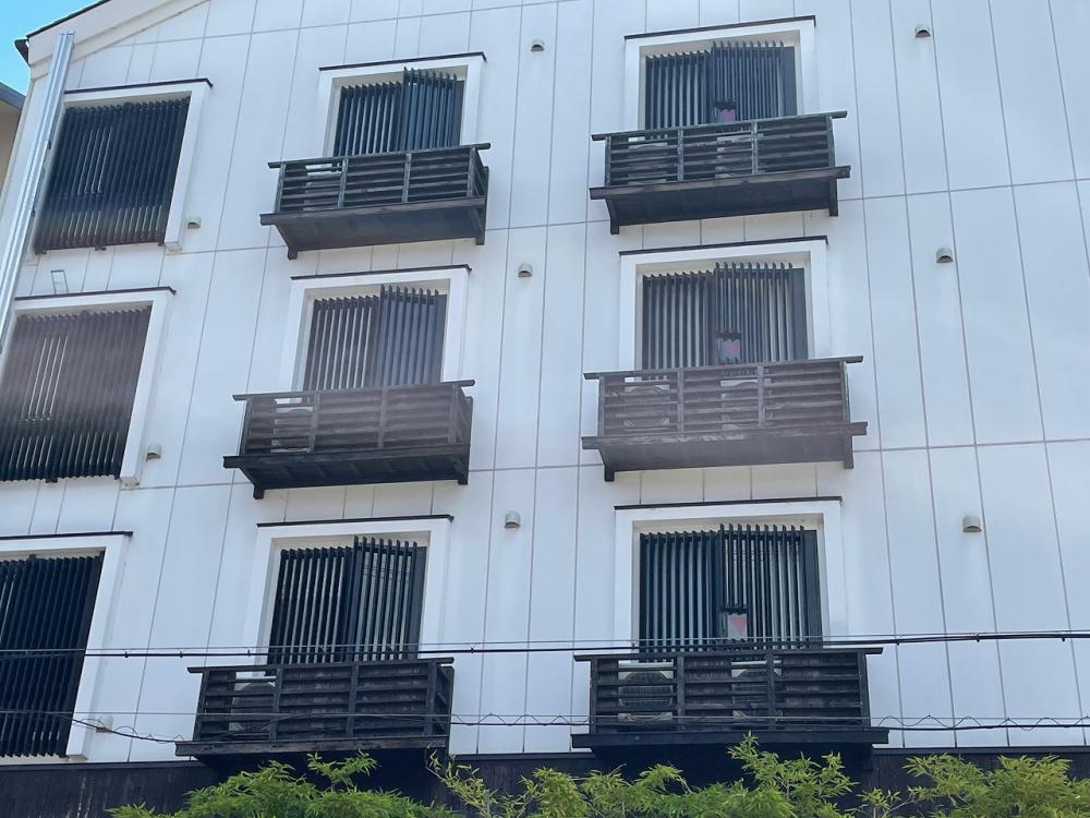 外部格子扉